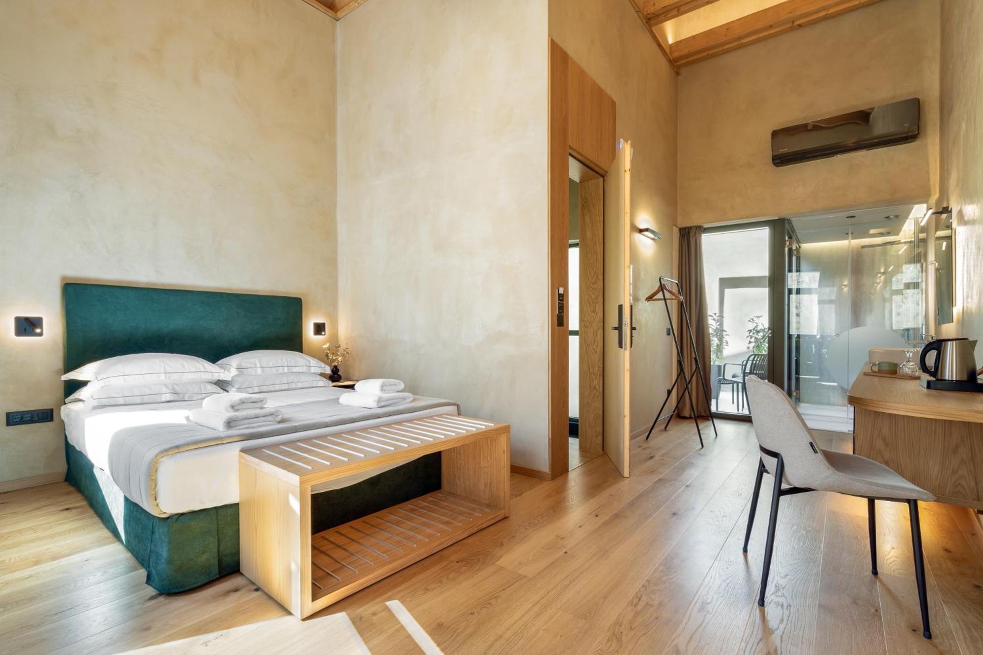 Poem Suites Chrissi Akti Chania Exterior foto